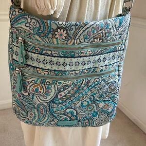 Vera Bradley Paisley Crossbody Bag Blue Teal Multi Zip Hipster Purse